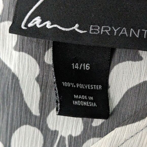 Lane Bryant Top Women 14/16 Semi-sheer Grey White Damask Print Beads Sleeveless - Picture 2 of 11